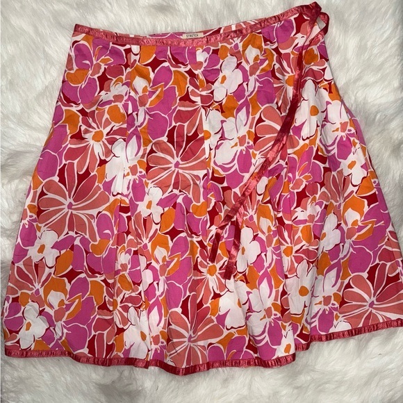 St. John's Bay Dresses & Skirts - St.Johns Bay floral Skirt